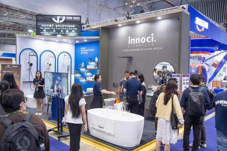 gian-hang-uuviet-solutions-thu-hut-dong-dao-quan-khach-den-tham-quan-va-trai-nghiem-tai-su-kien-vietnam-expo-hcmc-2025[1]