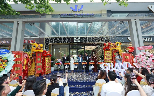 Uuviet Solutions Showroom Sealy by Uuviet Solutions: Một điểm đến mới cho giấc ngủ thượng lưu